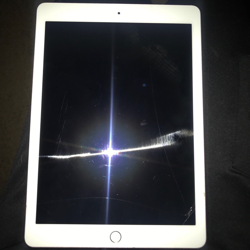 iPAD PRO 9”